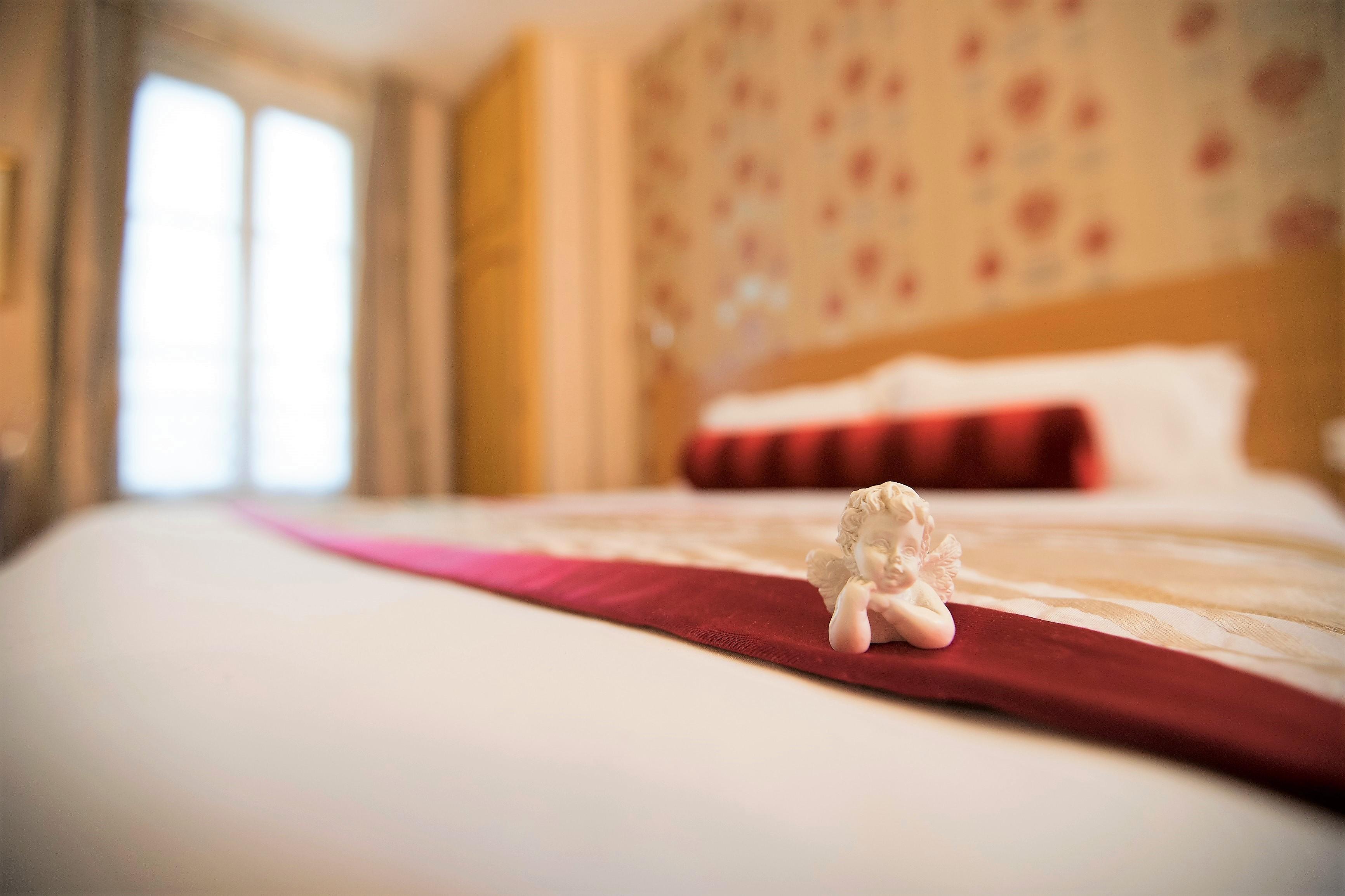 Hotel Romance Malesherbes By Patrick Hayat Paris Exterior photo