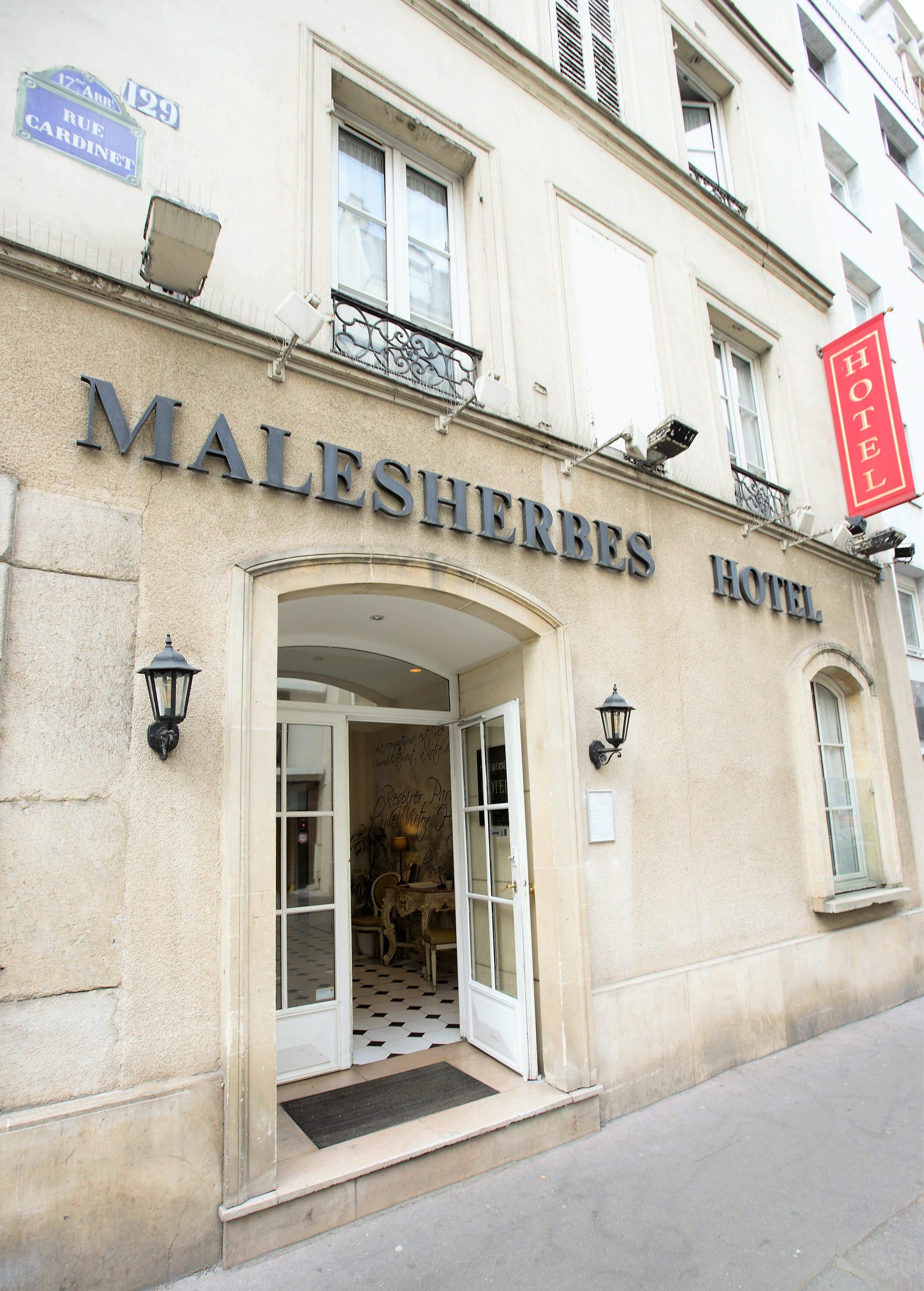 Hotel Romance Malesherbes By Patrick Hayat Paris Exterior photo