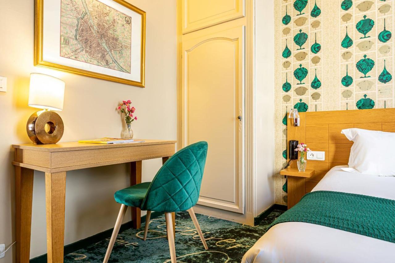 Hotel Romance Malesherbes By Patrick Hayat Paris Exterior photo